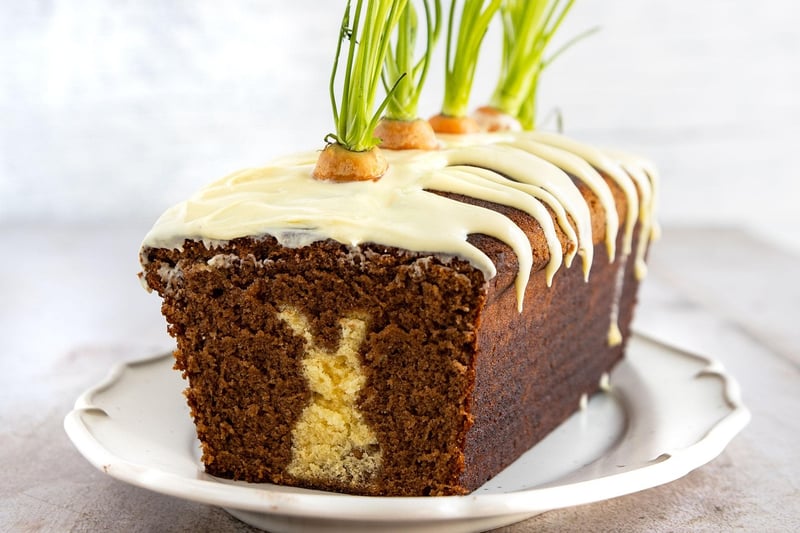 Country Carrot Patch Cake